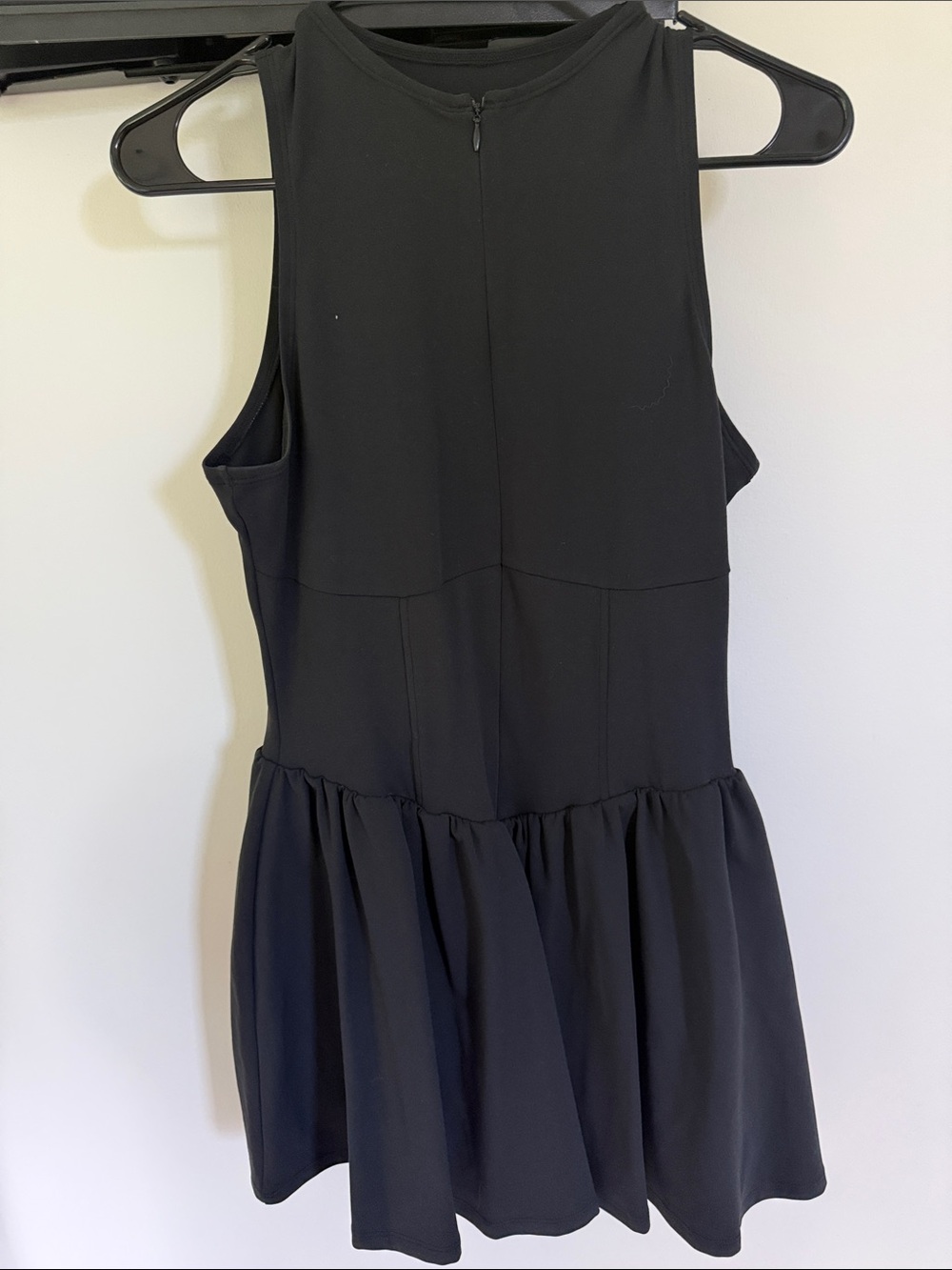 Athletic zip chest dress - Picture 2 of 3